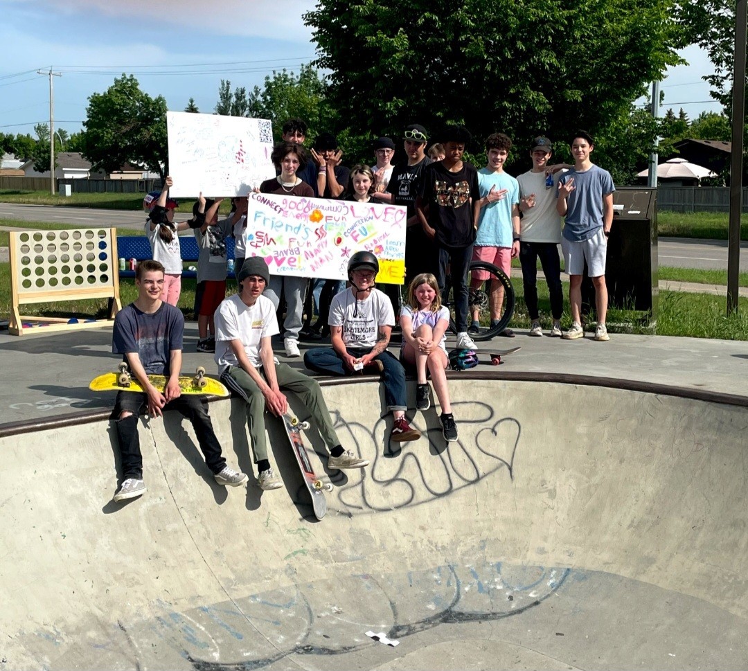 Skatemore Girls fundraise heading into 2023 Local